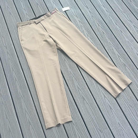 Van Heusen Other - Van Heusen Men's Khaki Dress Pants